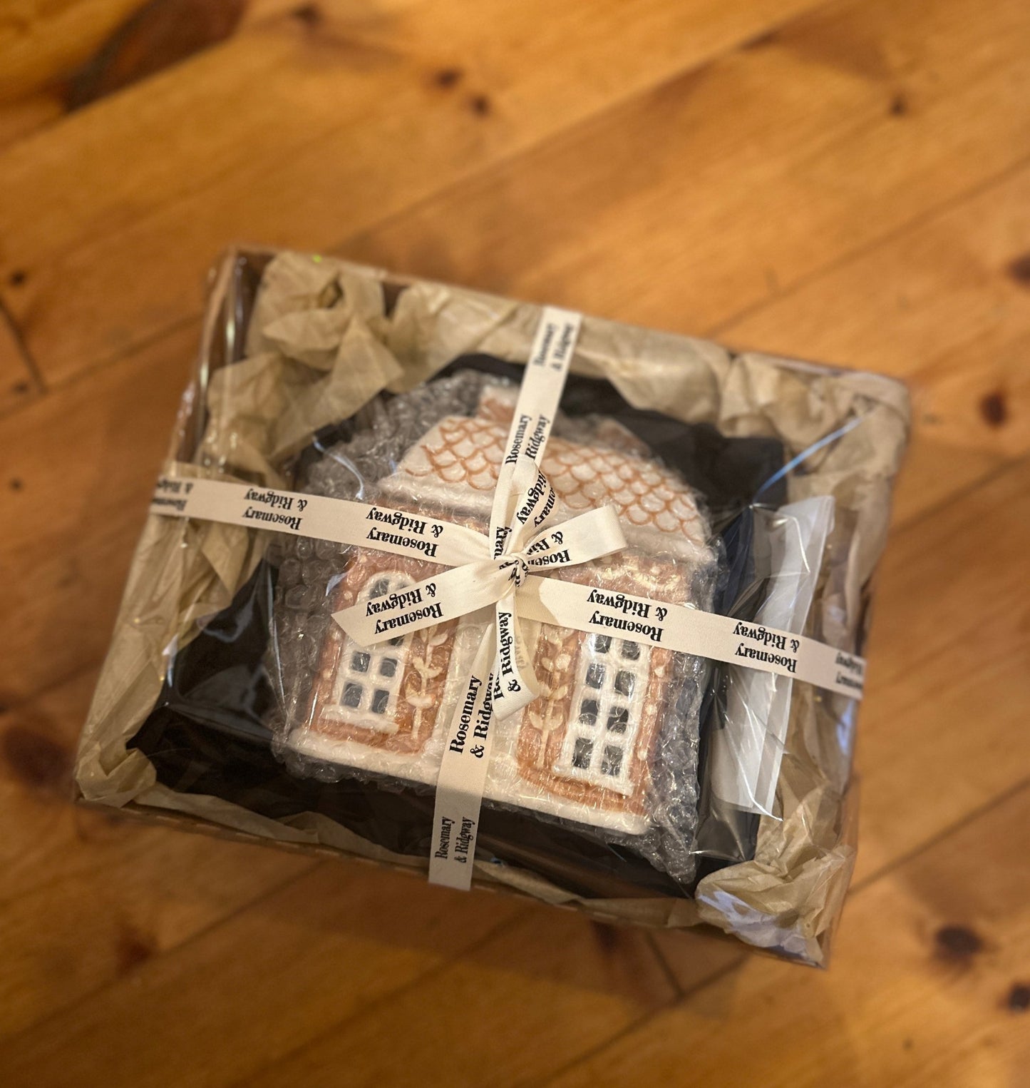 Gingerbread House Hamper - Rosemary & Ridgway