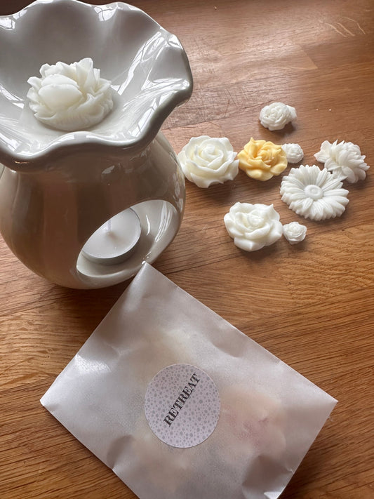 Striped ceramic wax burner - Rosemary & Ridgway